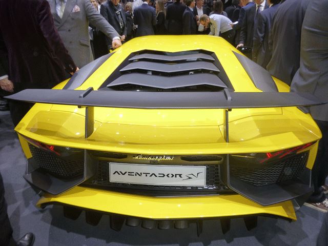 Lamborghini Aventador LP 750-4 SuperVeloce - больше мощности, меньше веса